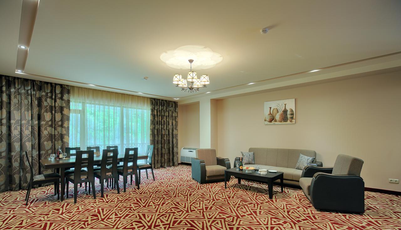 Aghveran Ararat Resort Hotel Arzakan Extérieur photo