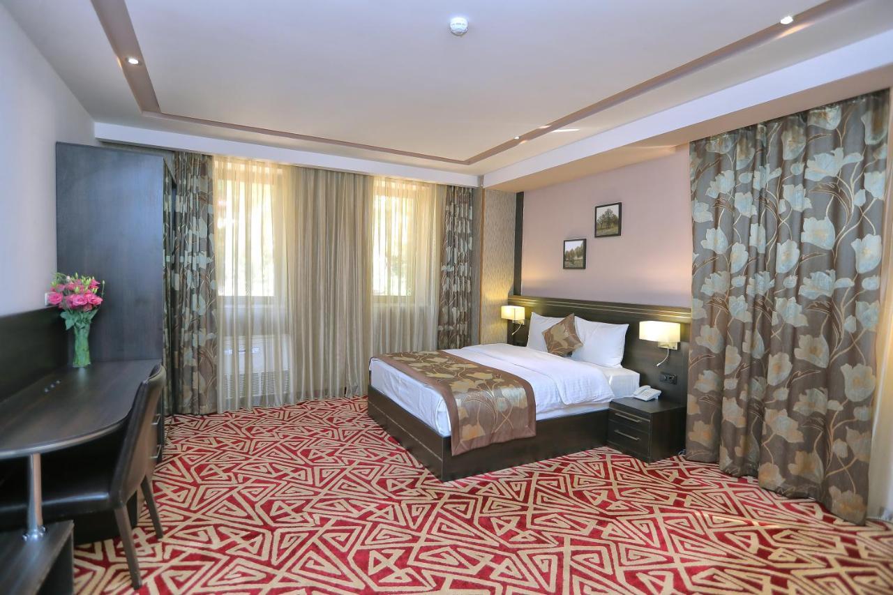 Aghveran Ararat Resort Hotel Arzakan Extérieur photo